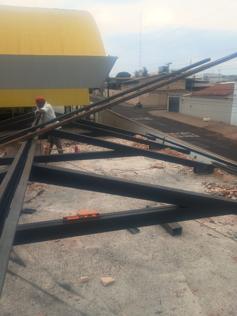 Cobertura encima da lage fabricada do perfil u inrregecido de 75x40